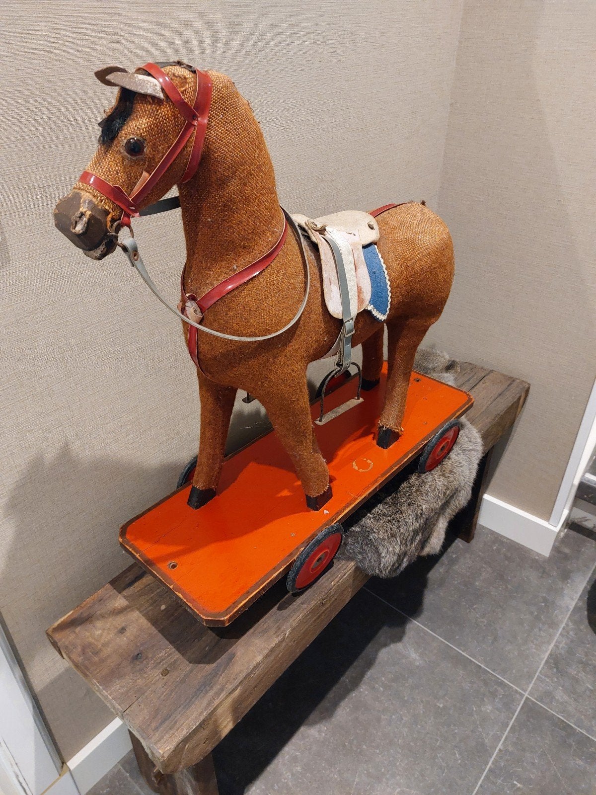 Prachtig Antiek Paard op Wieltjes - Decoratief Speelgoed, Ophalen