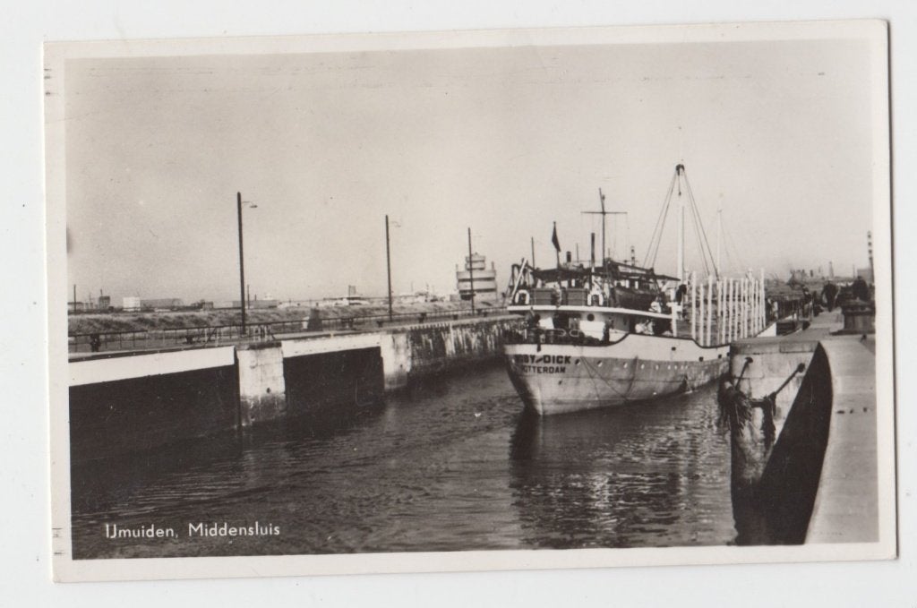 065 IJmuiden 1943 Middensluis Schip MOBY DICK ROTTERDAM B28, Verzenden, 1940 tot 1960, Gelopen, Noord-Holland