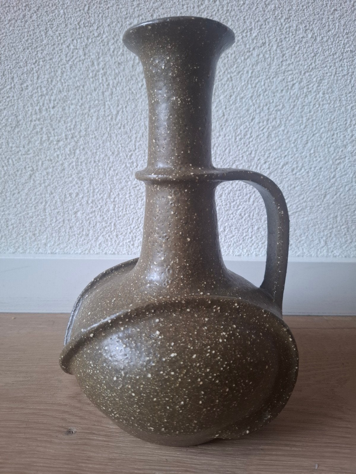 Vintage groene vaas - gesigneerd, Ophalen of Verzenden