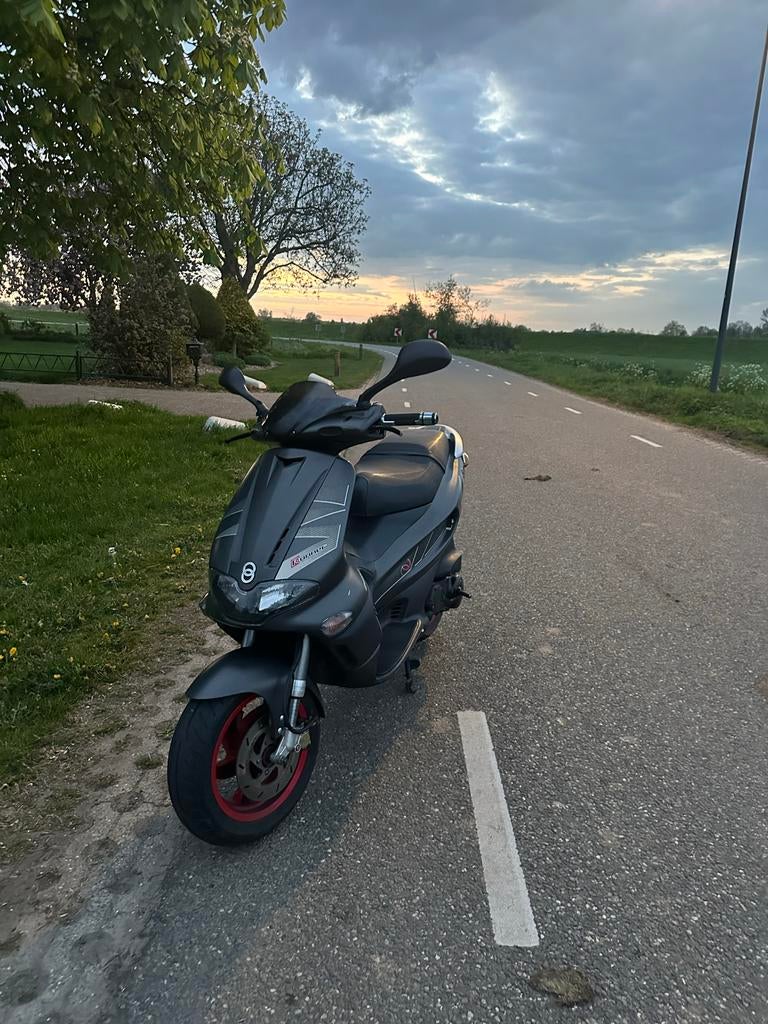 Gilera Runner SP 50-Dubbeldisk, Tweetakt, Gebruikt, Overige modellen, Maximaal 45 km/u