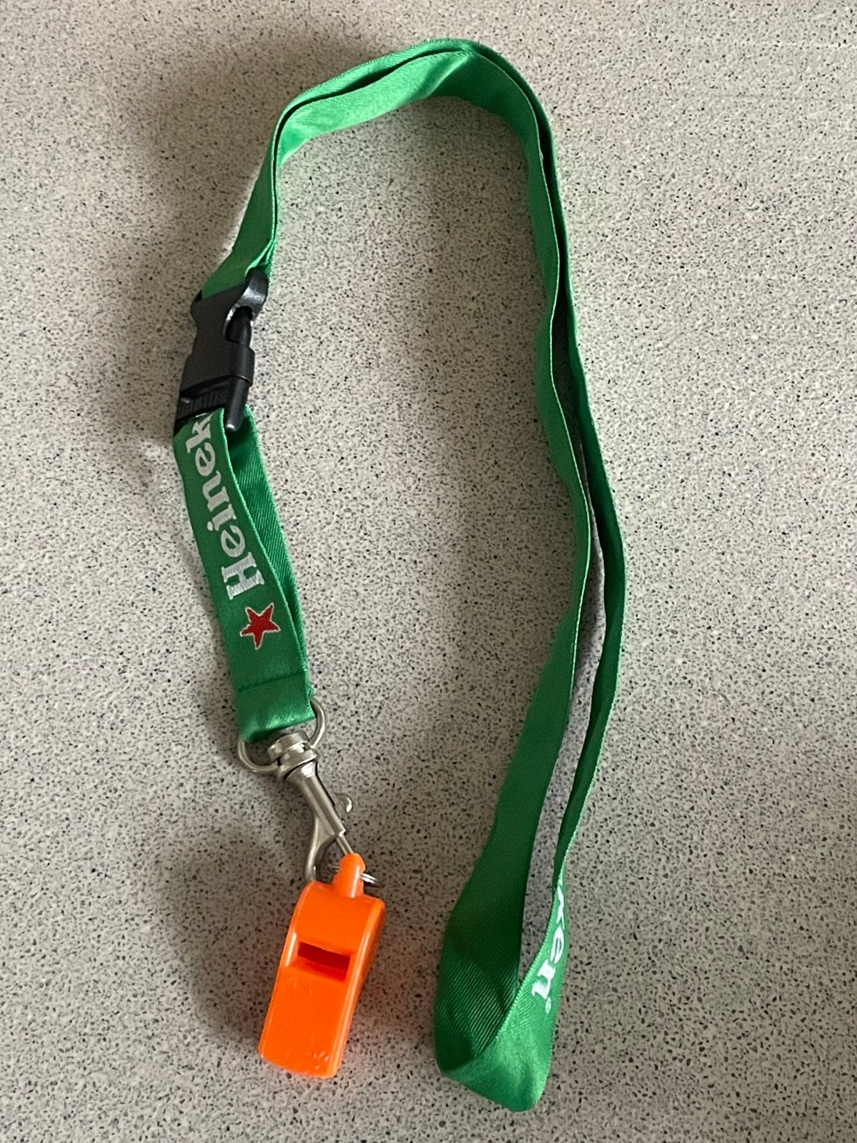 Heineken keycord met fluitje, Ophalen of Verzenden, Zo goed als nieuw
