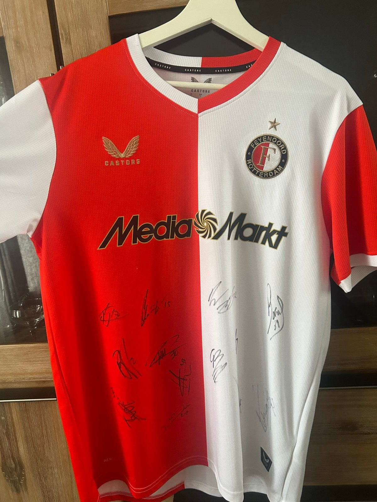 Feyenoord thuis shirt 25/26 gesigneerd, Maat XL, Ophalen, Zo goed als nieuw, Shirt