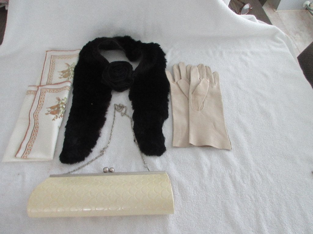 Vintage 4 items waaronder tas lederen dames handschoenen., Ophalen of Verzenden, Dames