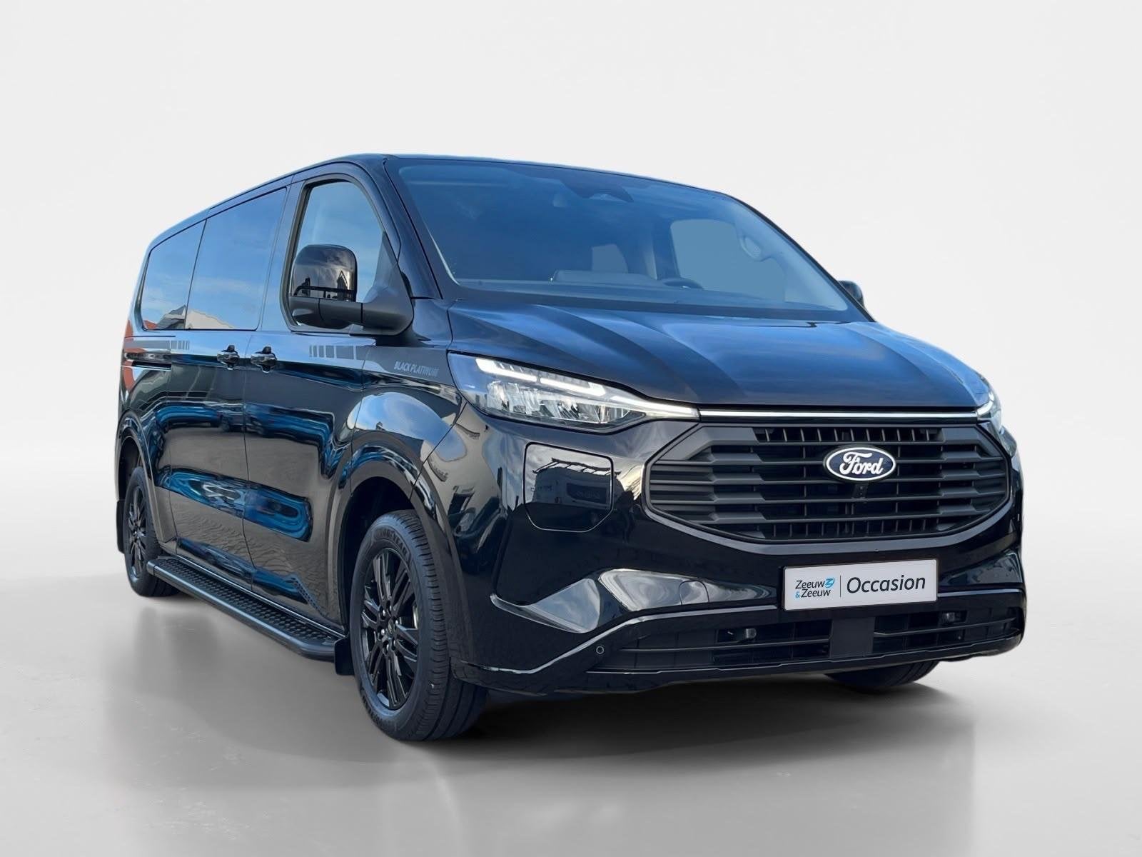 Ford Transit Custom 320 2.5 PHEV L2H1 Black Platinum DC 233, Auto's, 232 pk, 4 cilinders, Met garantie (alle), Zwart
