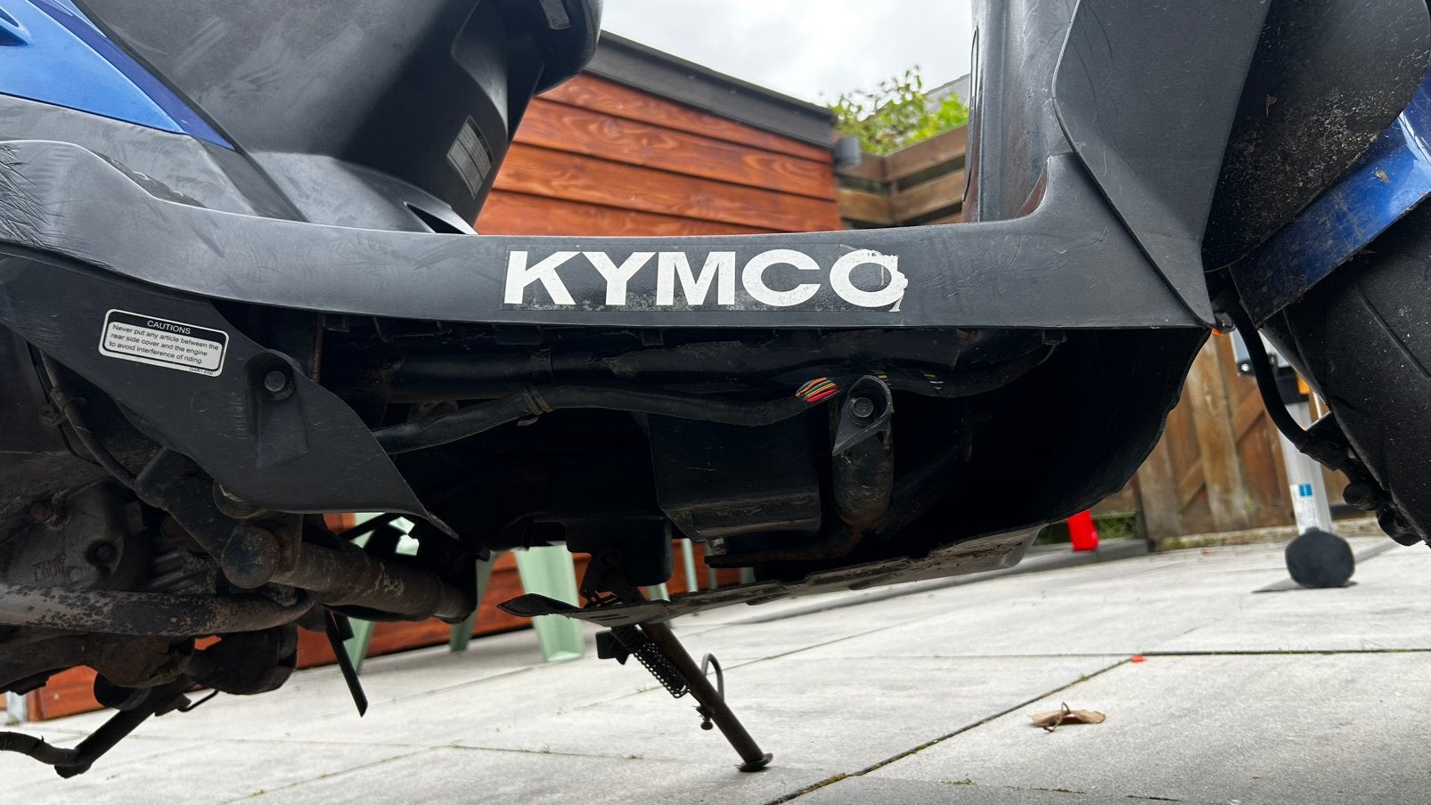 Foto 2 van Kymco Agility geel kenteken – rijdt goed – €450