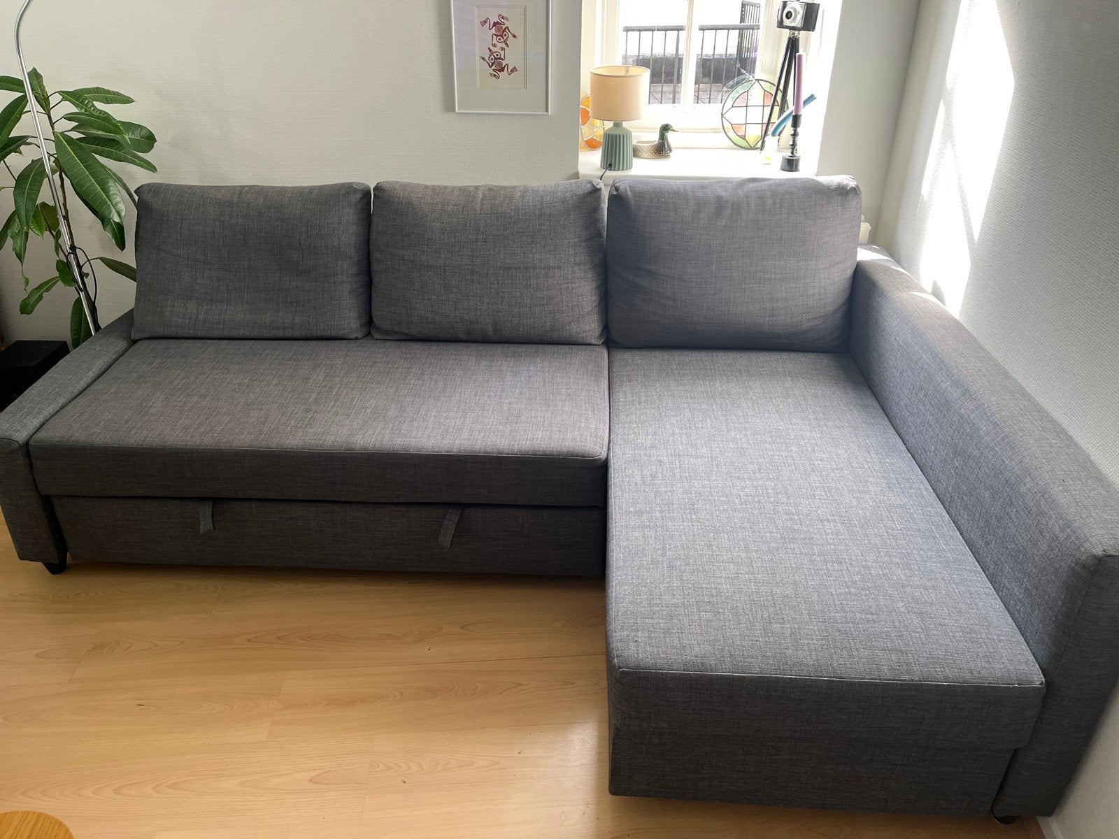Moet weg! IKEA FRIHETEN Hoekbank slaapbank met opbergruimte, Ophalen, Gebruikt, 125 tot 150 cm, Hoekbank