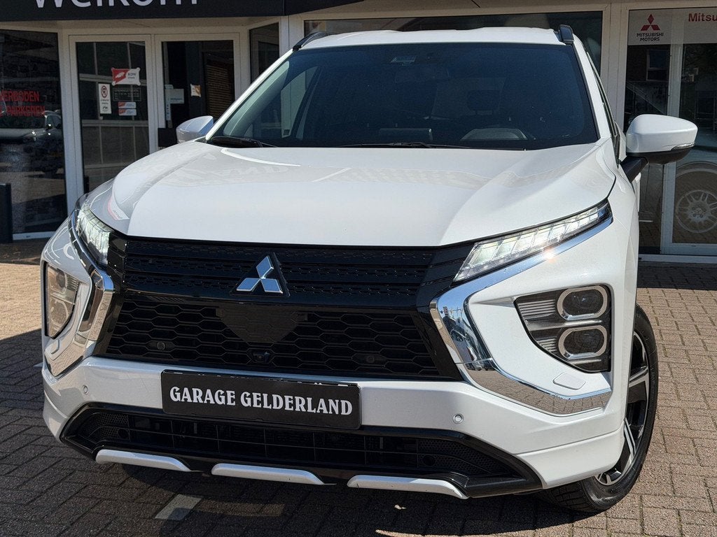 Mitsubishi Eclipse Cross 2.4 PHEV Executive | Leder/Alcantar, Auto's, Mitsubishi, Automaat, Zwart, 4 cilinders, Adaptive Cruise Control