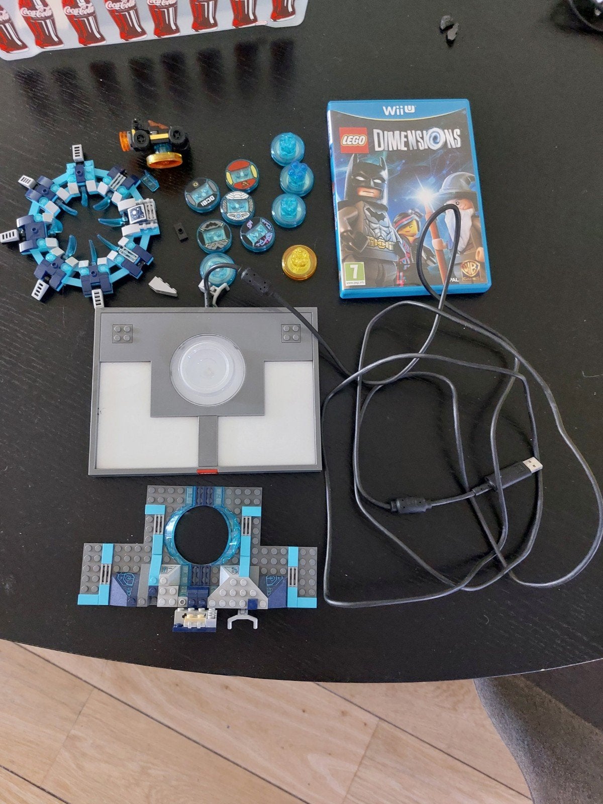 LEGO Dimensions Wii U Starter Pack met Portal en Figuren, Spelcomputers en Games, Avontuur en Actie, Gebruikt, 1 speler, Eén computer