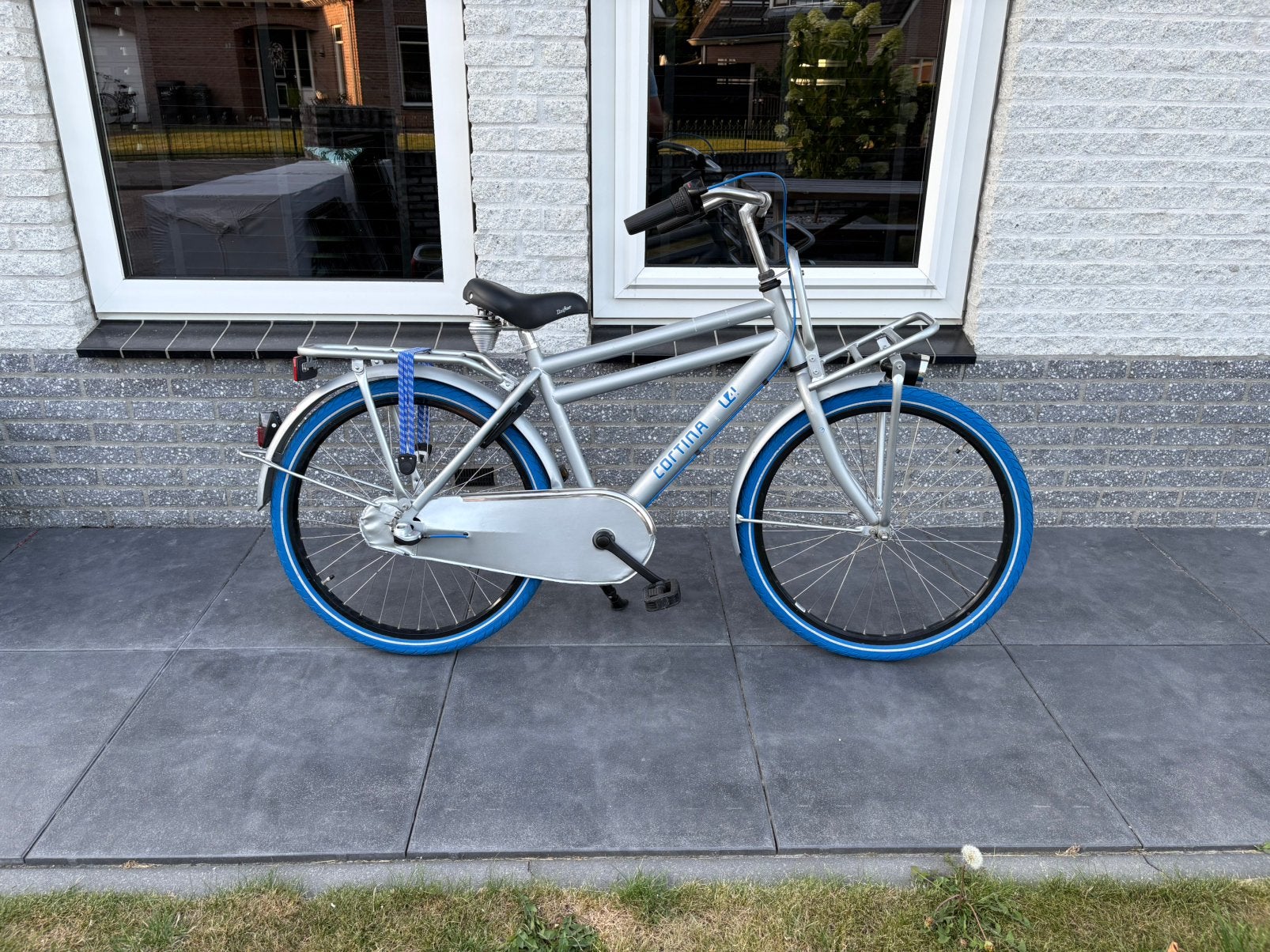 Nette jongensfiets cortina u4 24 inch, Ophalen, Terugtraprem, Versnellingen, Gebruikt