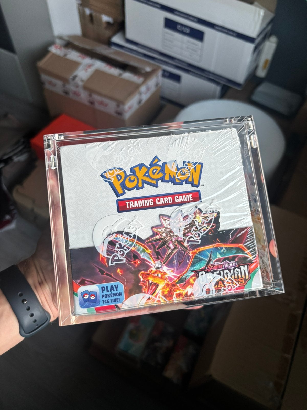 Obsidian Flames Booster Box met acryl - Pokémon, Ophalen of Verzenden, Zo goed als nieuw