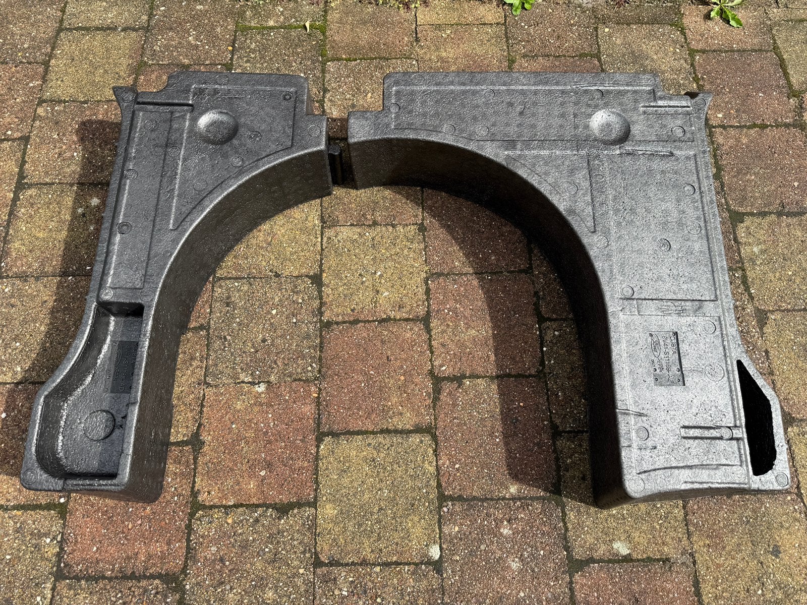 KUGA REAR FOAM SPARE WHEEL  SUPPORT 1706896 2008 - 2012, Ophalen of Verzenden, Gebruikt, Ford