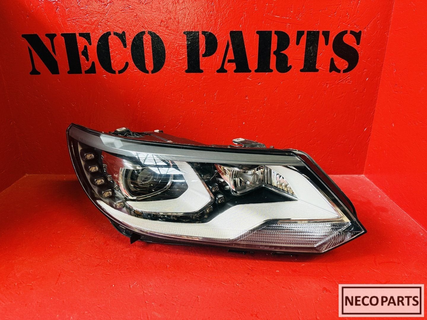 VW TIGUAN 5N XENON LED KOPLAMP COMPLEET 5N1941034B, Gebruikt, -, Volkswagen, -