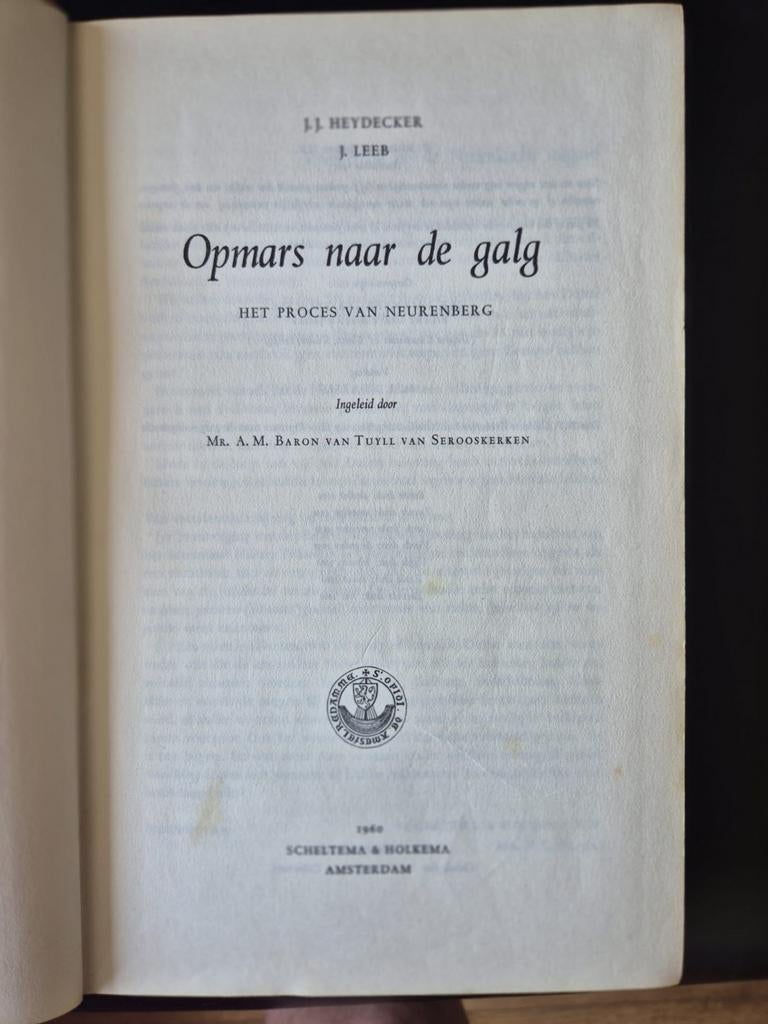 Opmars naar de galg: Het Proces van Neurenberg (1960), Boeken, Tweede Wereldoorlog, Ophalen of Verzenden, Zo goed als nieuw, Algemeen