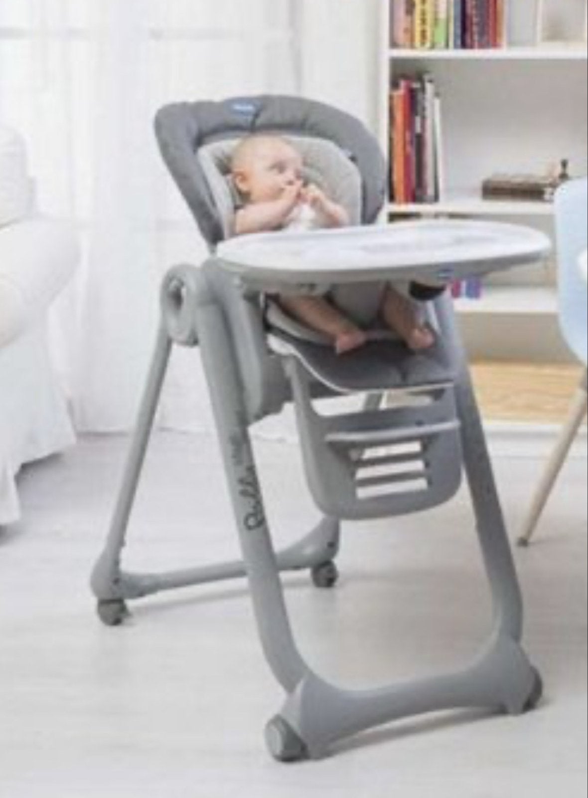 Chicco Polly Magic Relax kinderstoel - Grijs, Kinderen en Baby's, Kinderstoelen, Ophalen, Zo goed als nieuw, Meegroeistoel, Aanschuifbaar