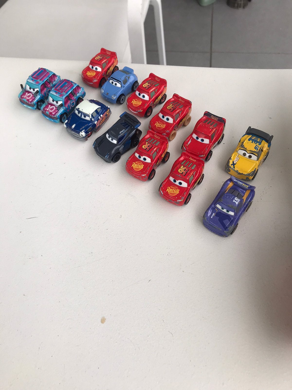 13 metalen ijzeren mini Cars auto’s van Disney samen 1 koop, Ophalen, Gebruikt