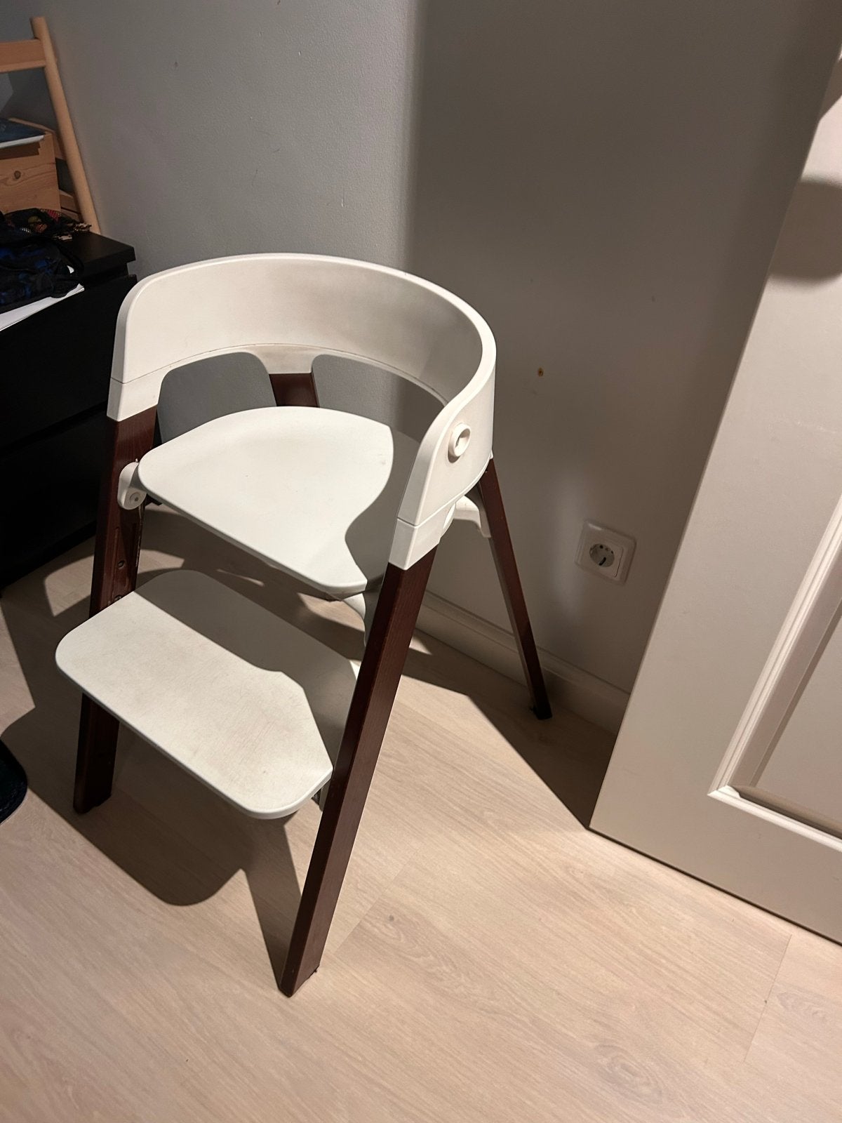 Stokke Tripp Trapp meegroeistoel wit/hout, Ophalen, Gebruikt, Meegroeistoel, Aanschuifbaar