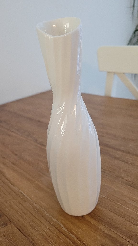 Vaas Koninklijk Goedewaagen Gouda “White Lady” 21 cm, Ophalen