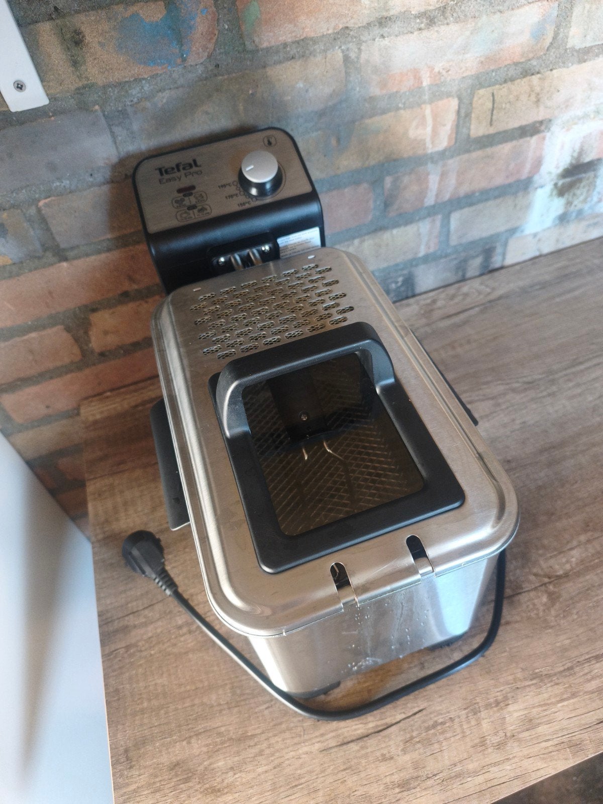 Tefal Easy Pro Friteuse - Compact en Krachtig, Witgoed en Apparatuur, Frituurpannen, 2 tot 3 liter, Ophalen of Verzenden, Gebruikt