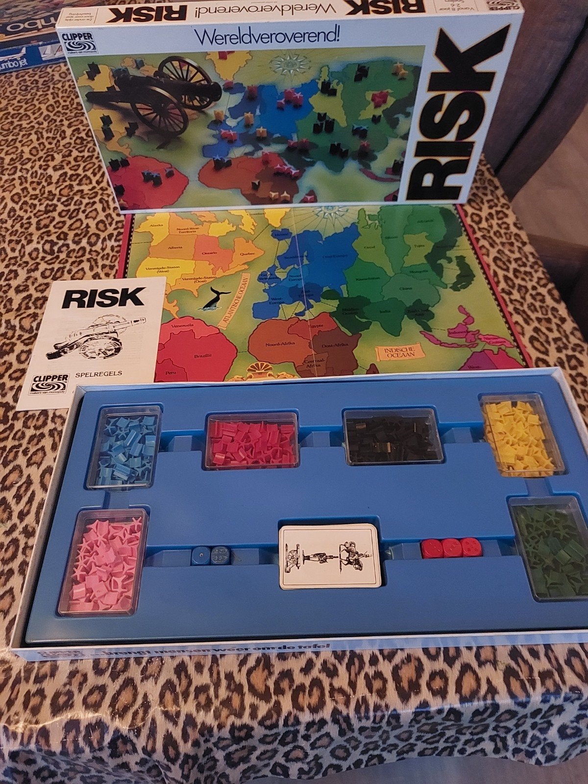 Risk geheel compleet, Hobby en Vrije tijd, Ophalen of Verzenden, Zo goed als nieuw