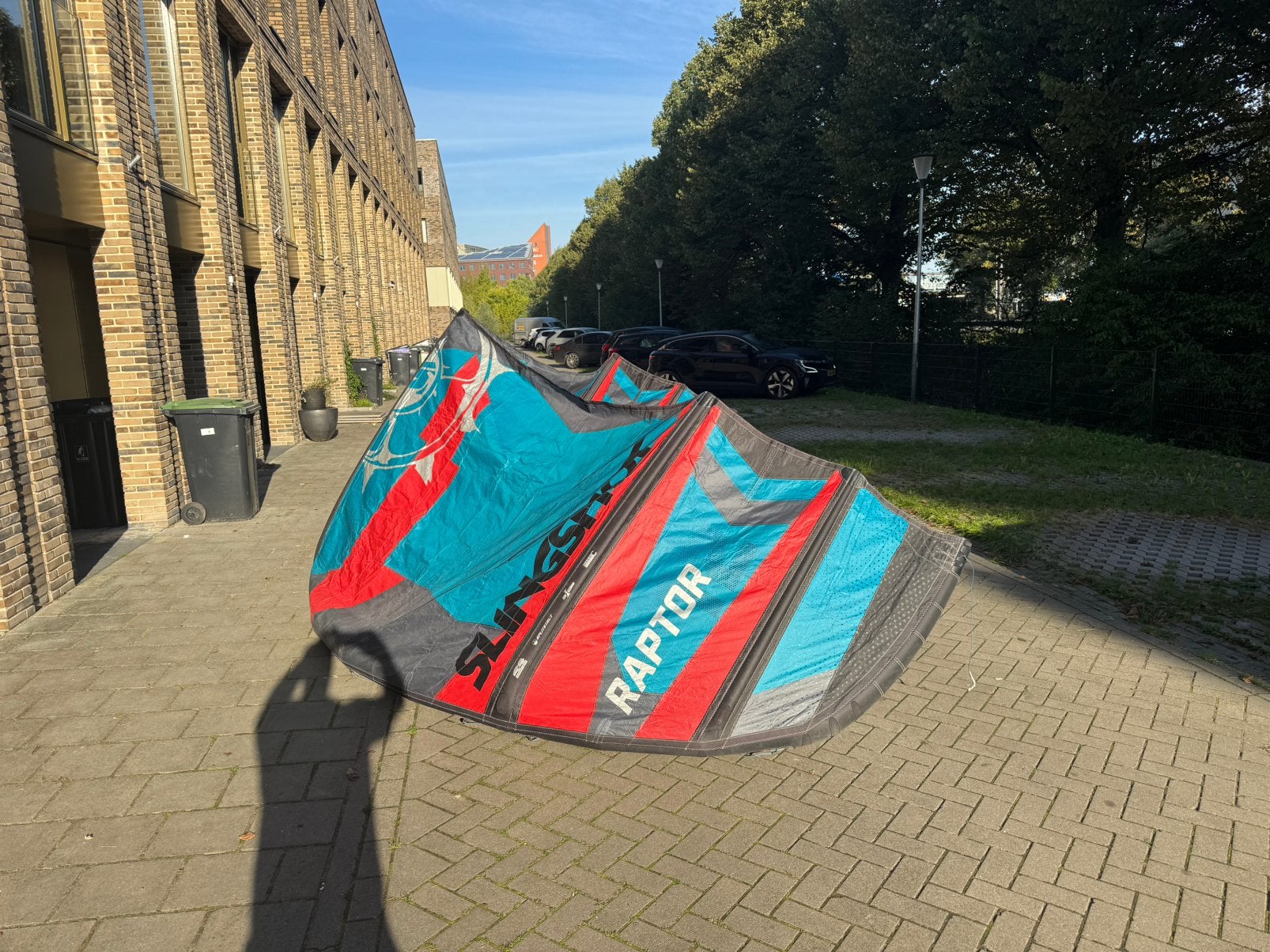 Slingshot Raptor V1 12m² + Harlem K.I.S.S. Bar – nette staat, Watersport en Boten, Ophalen, Gebruikt, Geen board, Kite
