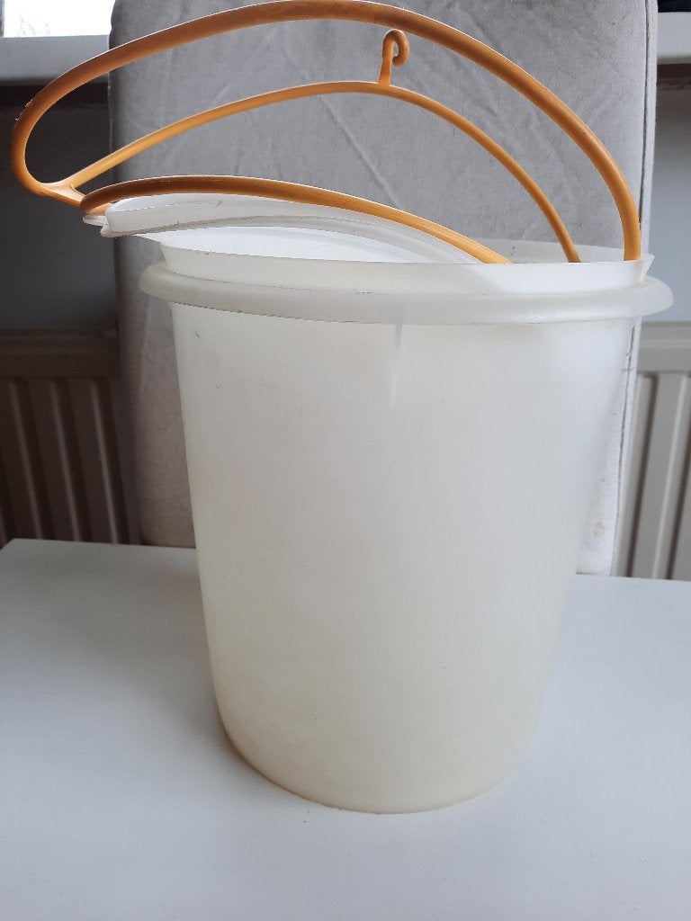 Tupperware wasemmer met deksel en hengsel - zgan -, Ophalen of Verzenden, Zo goed als nieuw, Geel, Overige typen