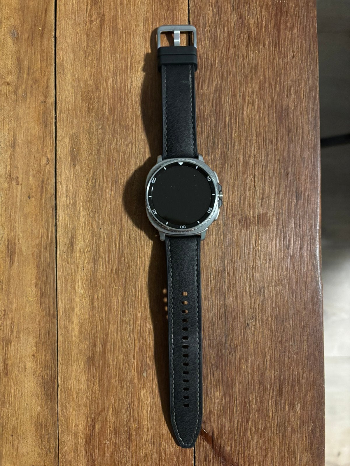 Samsung Galaxy Watch8 Classic (Bluetooth) + Charging Dock, Ophalen, Hartslag, Zwart, Zo goed als nieuw