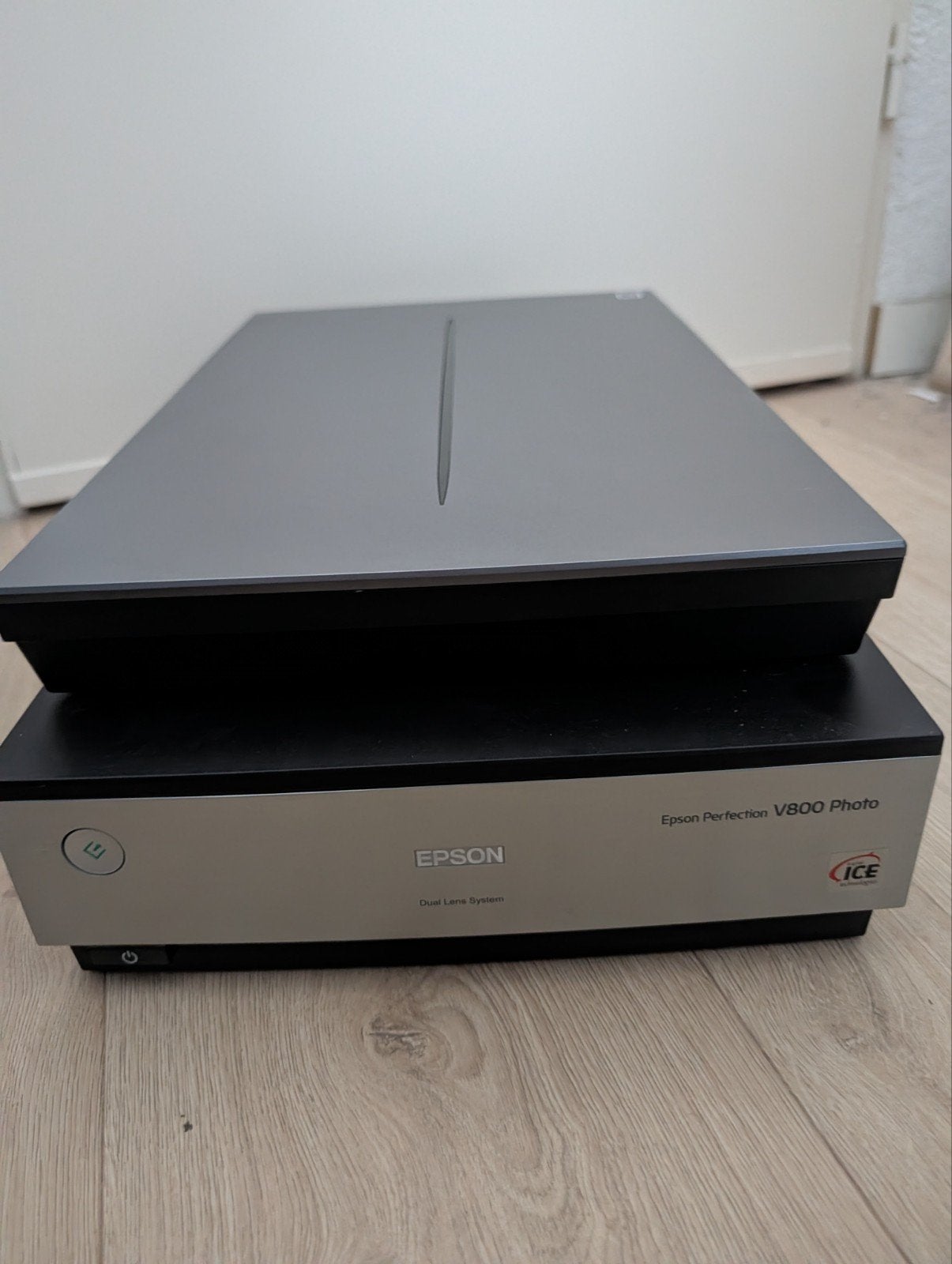 Epson Perfection V800 Photo scanner - Zo goed als nieuw, Ophalen, MacOS, Epson, Zo goed als nieuw
