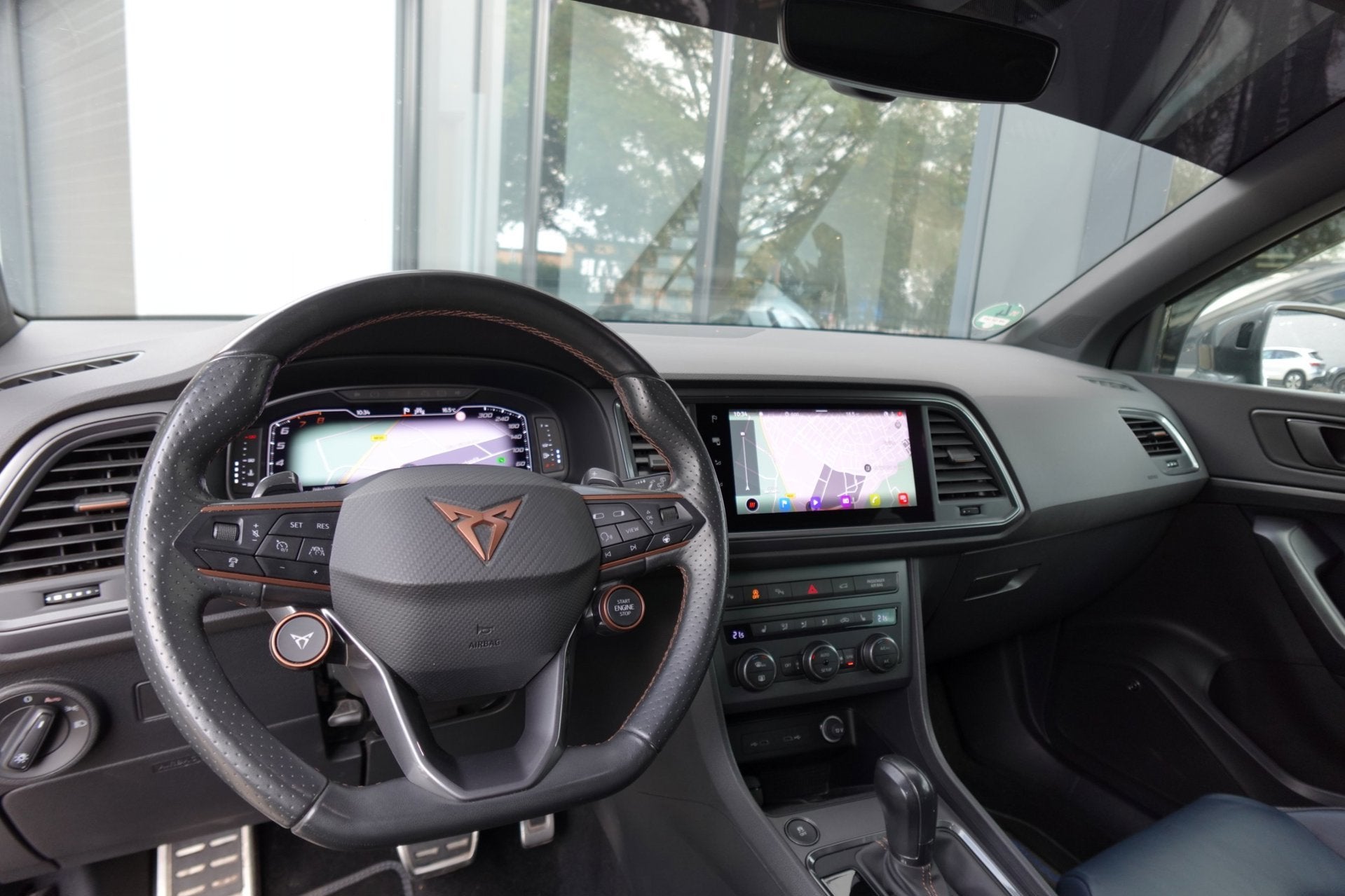 Cupra Ateca 2.0 TSI 4Drive PANO KEYLESS 354PK ABT, Auto's, Automaat, Dealer onderhouden, Overige carrosserieën, Ateca
