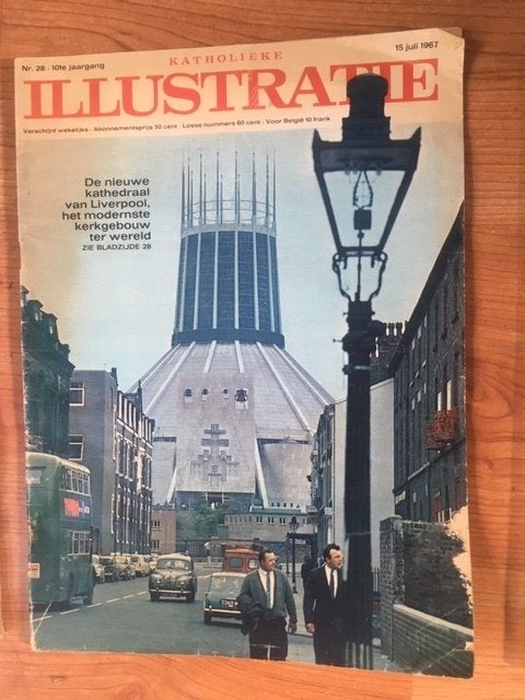 Katholieke Illustratie 15 juli 1967 met kathedraal Liverpool, Ophalen of Verzenden, Gelezen, Nederland