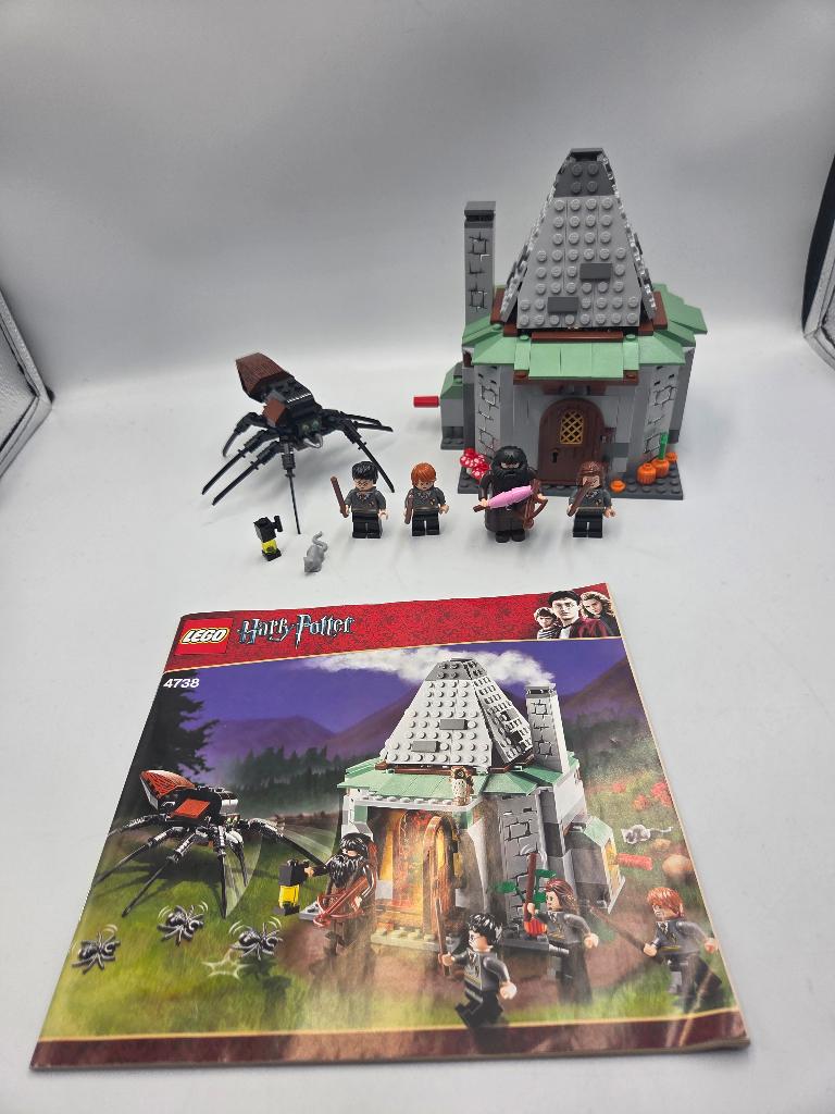 Lego Harry Potter 4738 Hagrid's Hut {3rd edition}, Compleet, Lego, Harry Potter, Ophalen of Verzenden