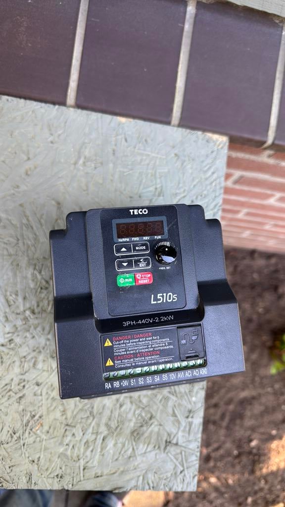 Frequentieregelaar TECO L510s, Ophalen, Gebruikt