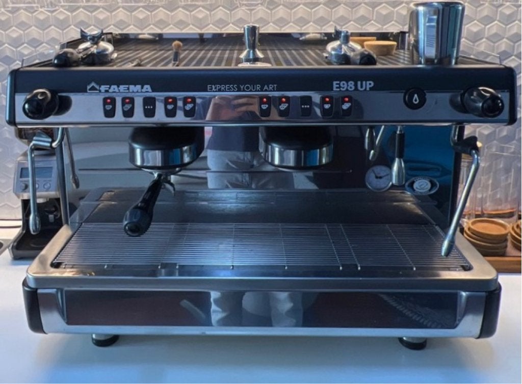 Espressomachine Faema E98 UP  2 groep, Espresso apparaat, Niet ingevuld, Ophalen of Verzenden, Zo goed als nieuw