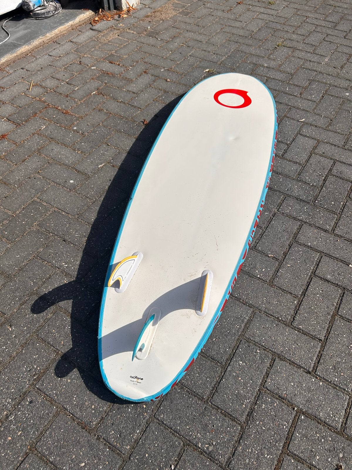 Leuk en kleurrijk surfboard voor beginners, Watersport en Boten, Golfsurfen, Gebruikt, Funboard, Met vinnen, Ophalen