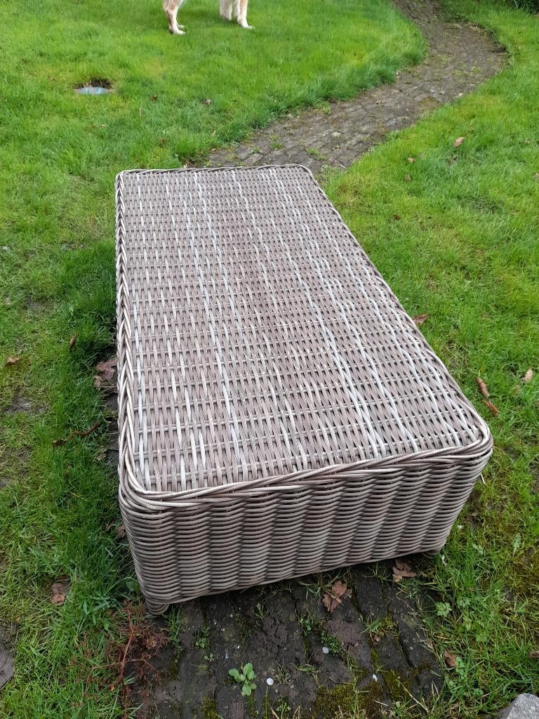 Lounge tafel, wicker, Tuin en Terras, Tuinsets en Loungesets, Bijzettafel, Zo goed als nieuw, Loungeset, Wicker