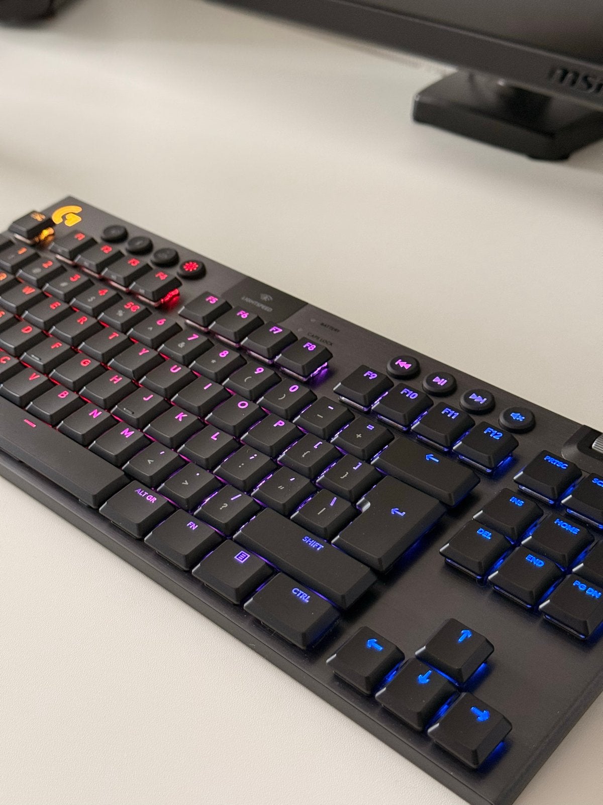 Logitech G915 TKL Lightspeed Gaming Toetsenbord QWERTY, Ophalen of Verzenden, Zo goed als nieuw, Draadloos, Qwerty