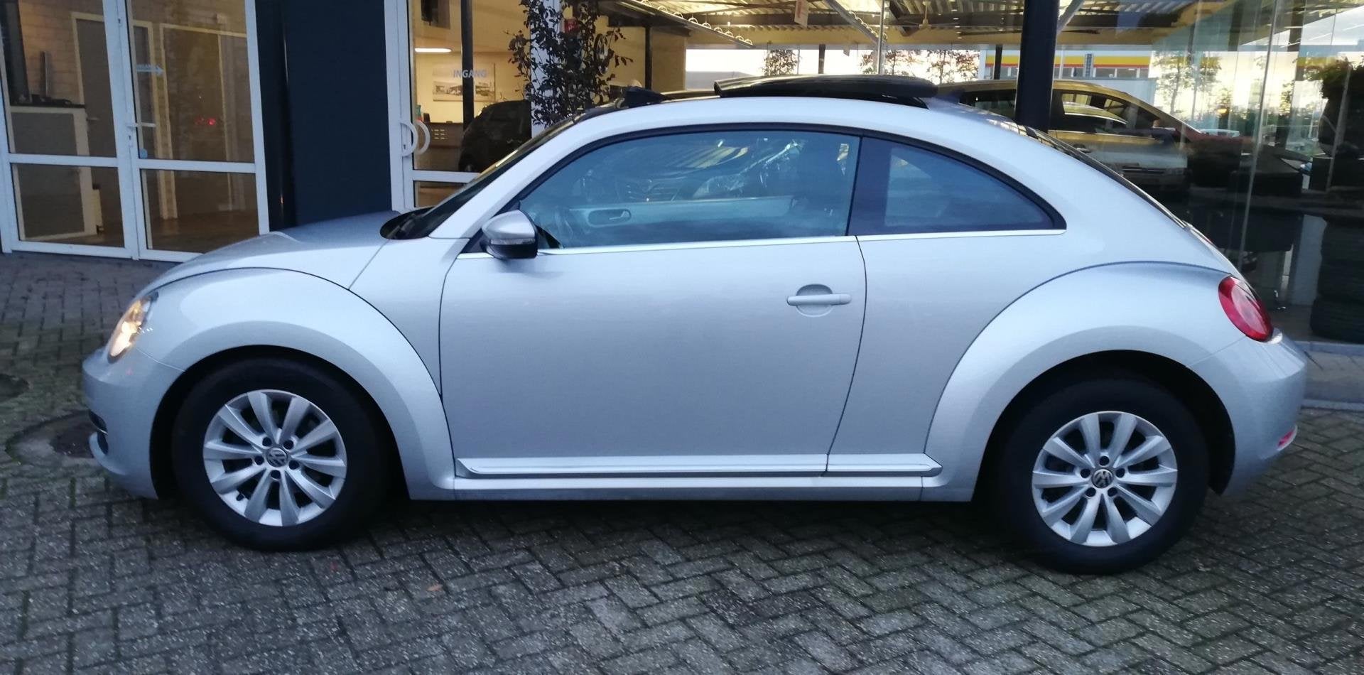 Volkswagen Beetle 1.2 TSI NIEUWE KETTING/PANODAK/NAVI/PDC V+, Voorwielaandrijving, Stof, 4 cilinders, 4 stoelen