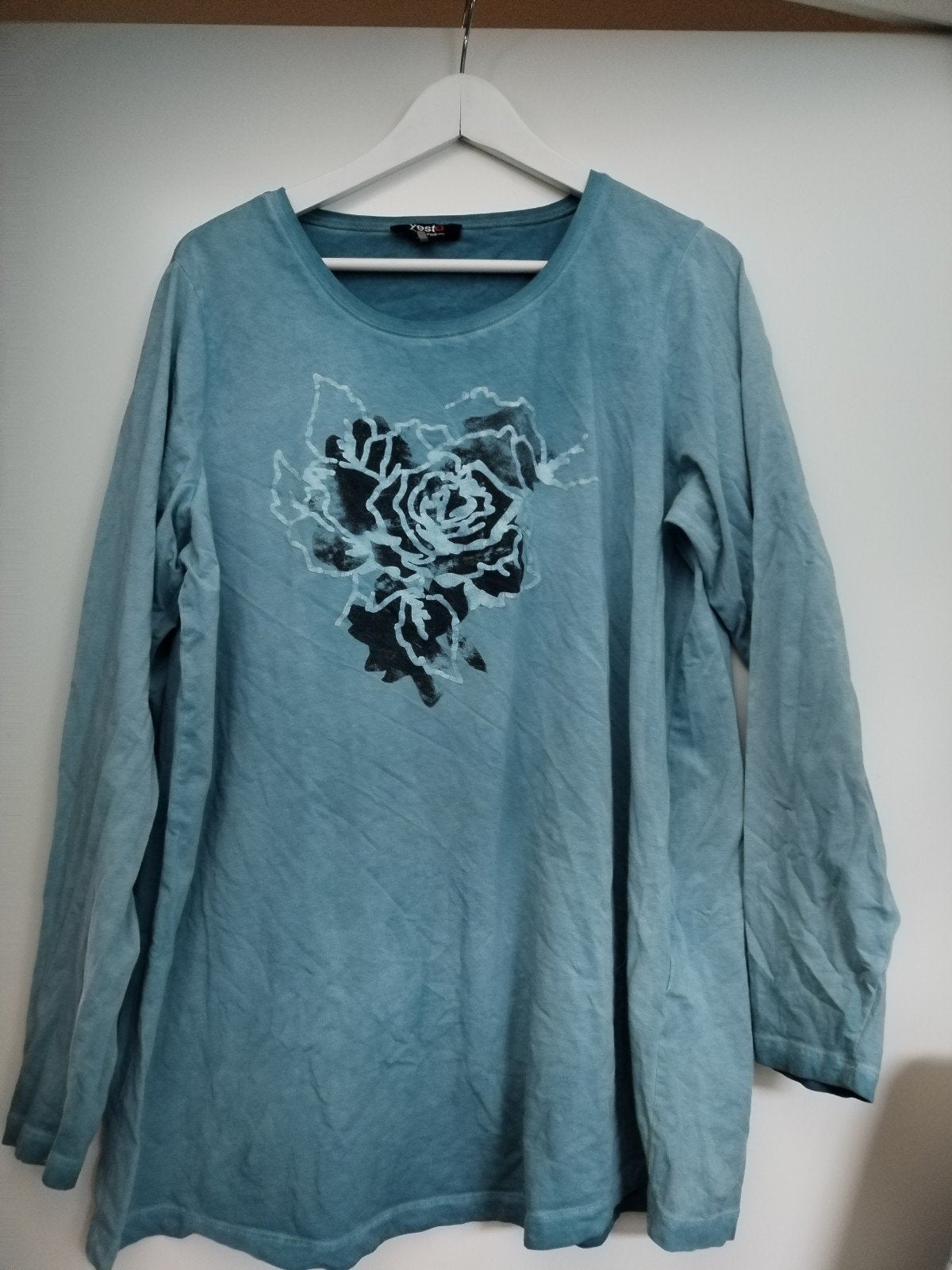 Yesta by X-Two Longsleeve met rozenprint - Maat 46/48 (XL), Yesta by X-Two, Maat 46/48 (XL) of groter, Ophalen of Verzenden, Zo goed als nieuw
