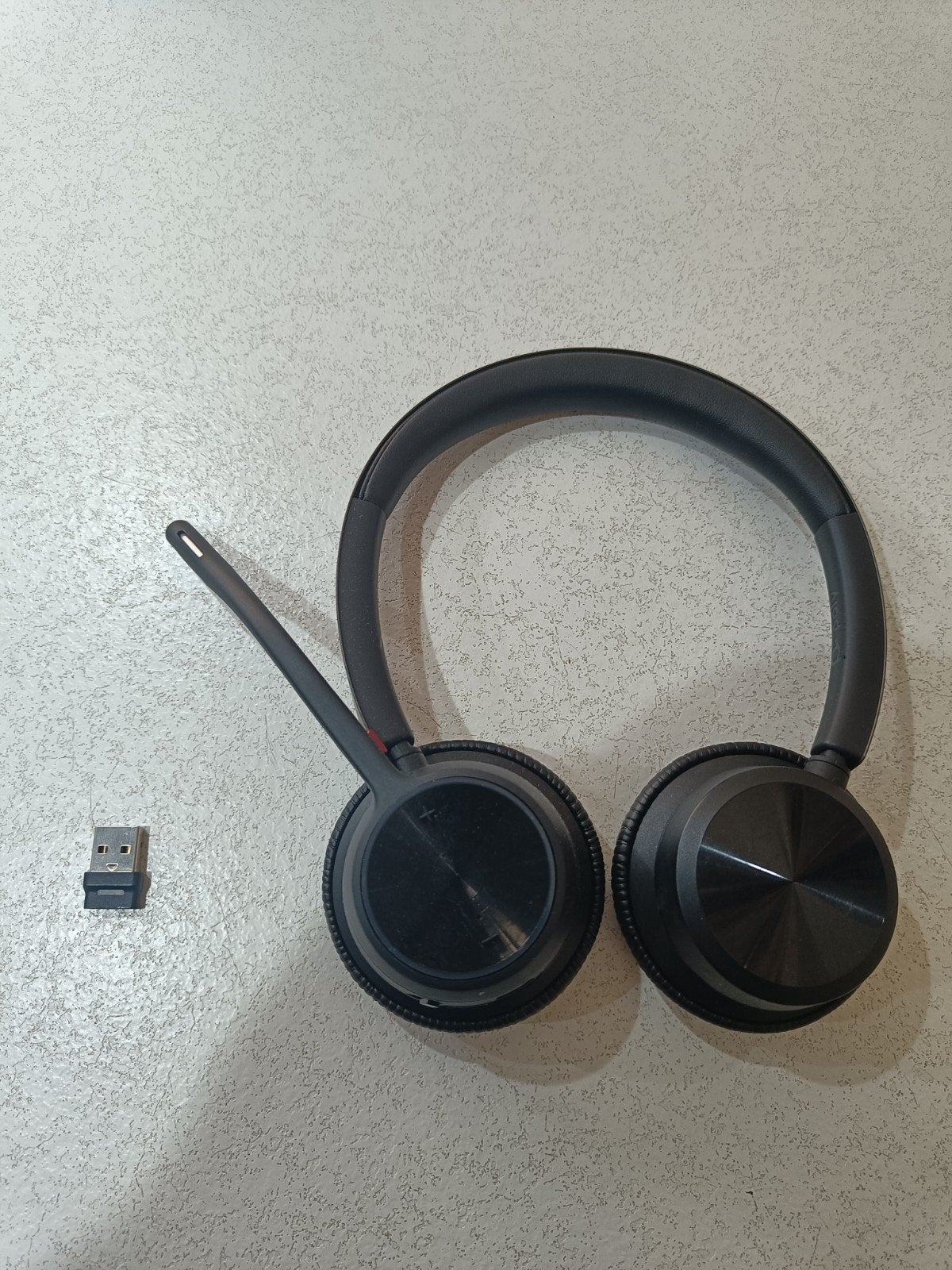 Poly Voyager 4320 UC Headset - Splinternieuw, Overige merken, Multipoint, Nieuw, On-ear
