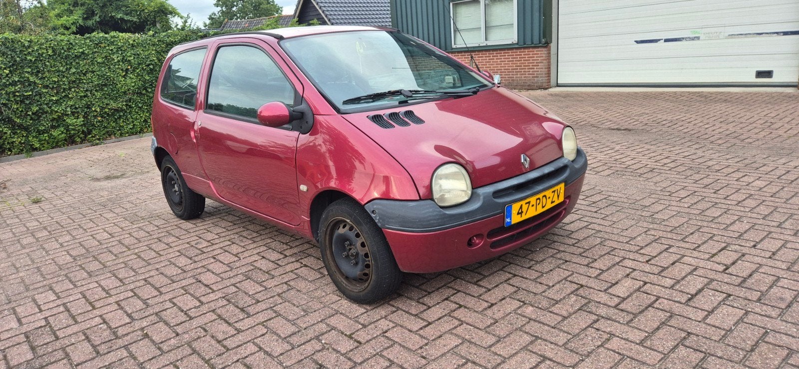 Renault Twingo 1.2     2004 Rood, Auto's, Voorwielaandrijving, Twingo, 600 kg, 4 cilinders
