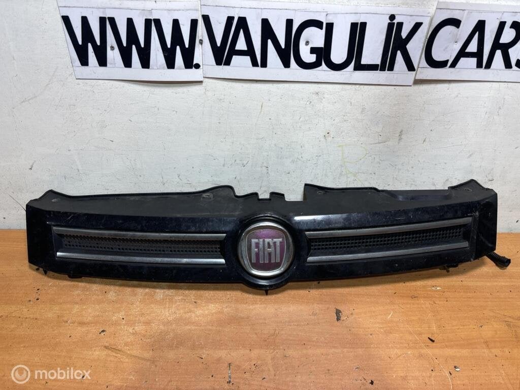 Grill Fiat Panda II ('03-'11), Gebruikt, Fiat, Ophalen of Verzenden, Fiat