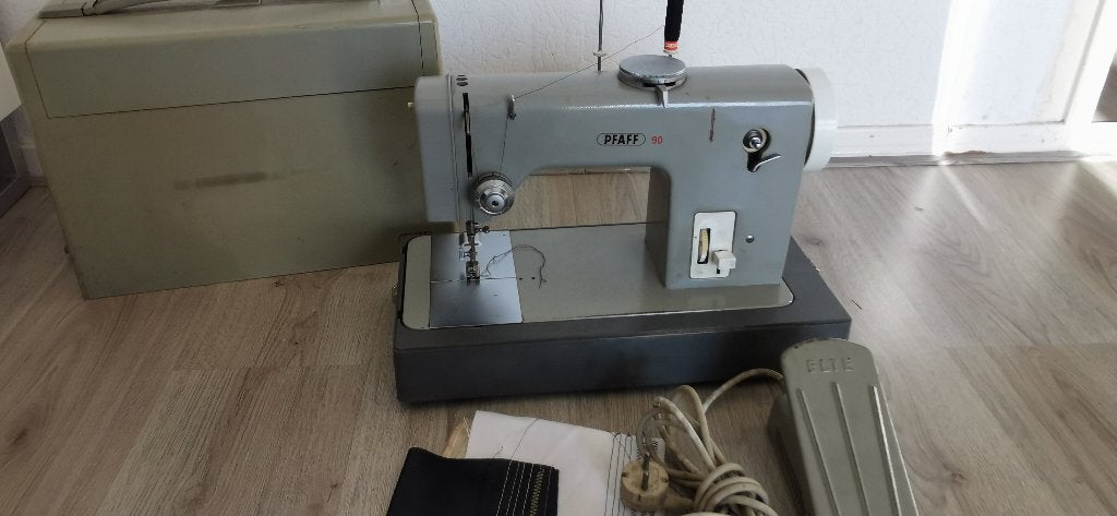 Naaimachine PFAFF 90 Echt Leer naaien, Ophalen of Verzenden, Zo goed als nieuw, Overige merken