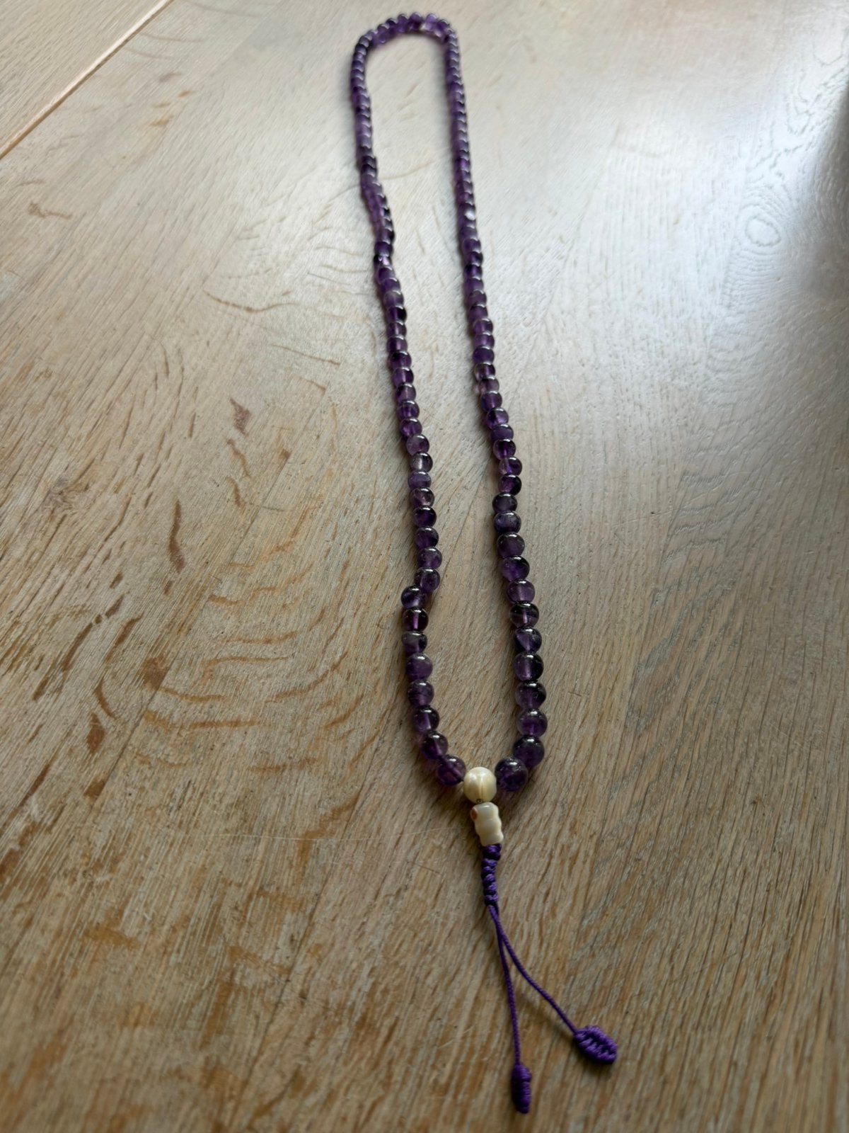 Gebedsketting mala van amathyst natuursteen, Sieraden, Tassen en Uiterlijk, Kettingen, Ophalen of Verzenden, Zo goed als nieuw