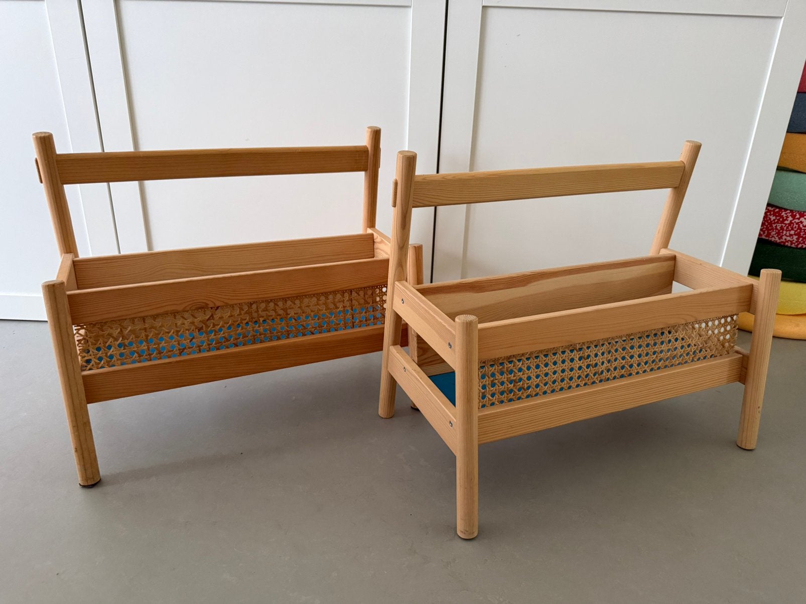 2x IKEA Flisat kinderboekenrek / boekenrek, Ophalen, Met plank(en), Minder dan 50 cm, Zo goed als nieuw