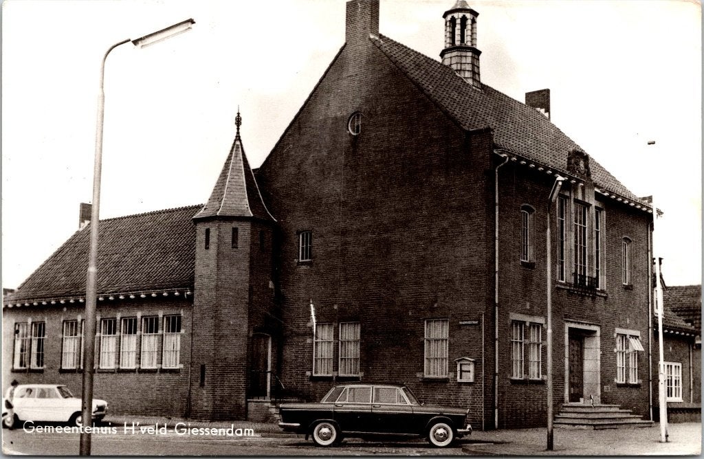 Hardinxveld - 12 oude ansichtkaarten II