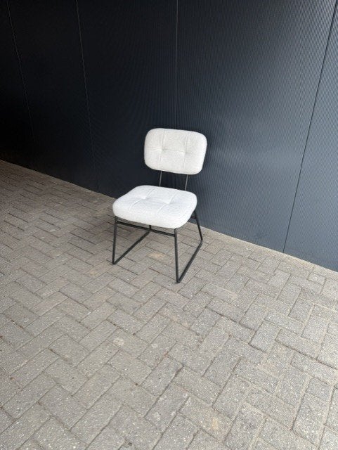 2 stuks showroom stoelen teddy fluffy padola tower living, Ophalen, Twee, Wit, Nieuw