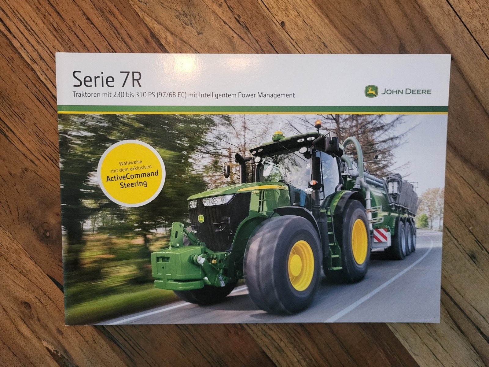 tractor folder John Deere serie 7R, Boeken, Catalogussen en Folders, Ophalen of Verzenden, Zo goed als nieuw