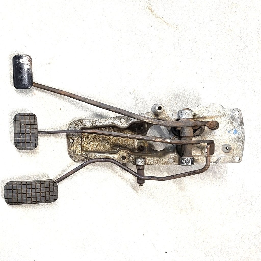 Hydrovac servo pedalen rek rem Peugeot 404 kabels Armatuur, Auto-onderdelen, Ophalen of Verzenden, Gebruikt, Peugeot