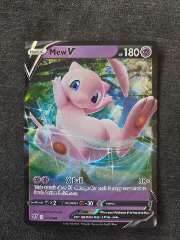 Pokémon Kaart Mew V (069/189) - Basic V Rule, Ophalen of Verzenden, Zo goed als nieuw, Losse kaart