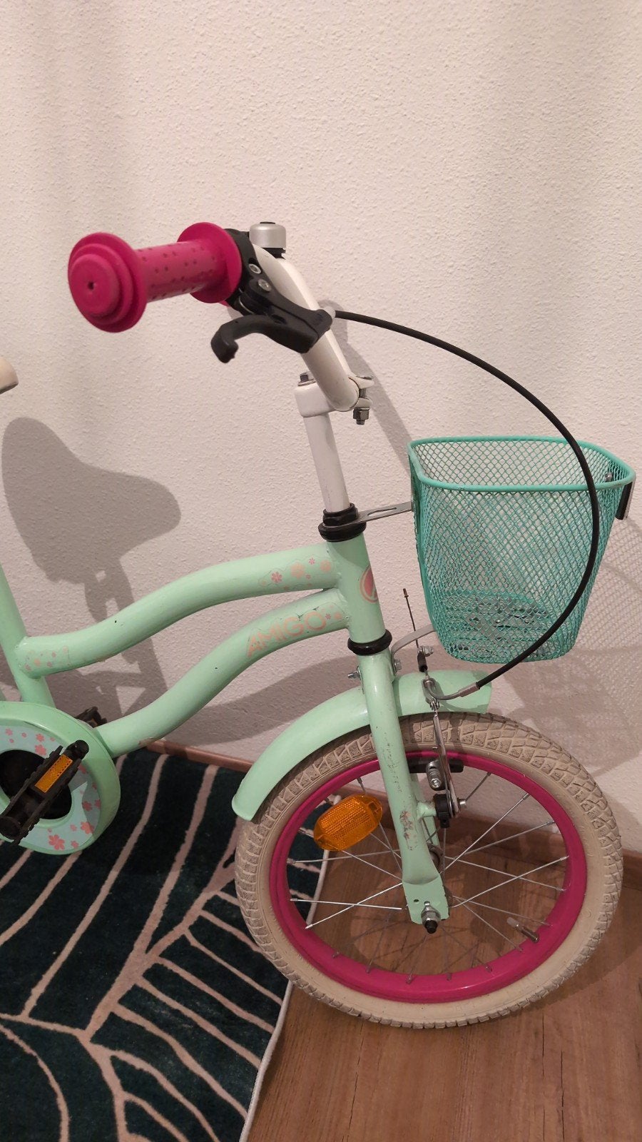 Foto 3 van Kinderfiets 16 inch met zijwieltjes en mandje