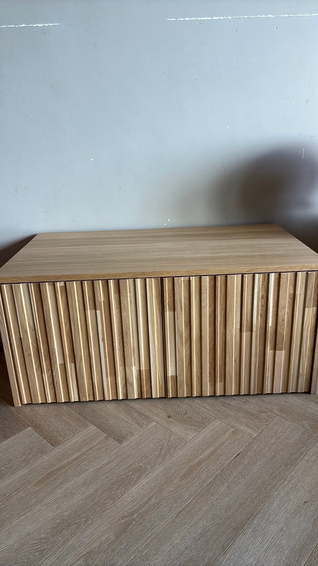Woood new gravure kistbank eiken blanke lak (fsc) ladekast, 1 of 2 laden, Eikenhout, Zo goed als nieuw, Minder dan 100 cm